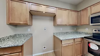 Photo #6: 6290713 Listing