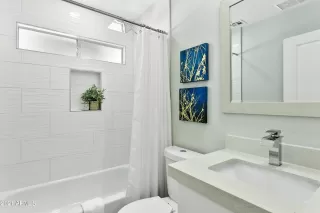 Photo #5: 6290990 Listing 