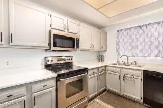 Photo #5: 6291047 Listing