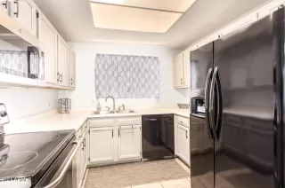 Photo #6: 6291047 Listing