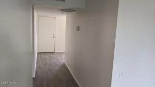 Photo #4: 6291100 Listing