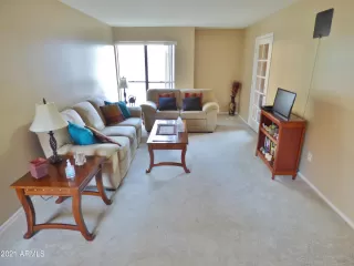 Photo #6: 6291140 Listing 