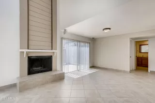 Photo #5: 6291305 Listing