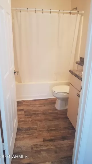 Photo #6: 6291313 Listing