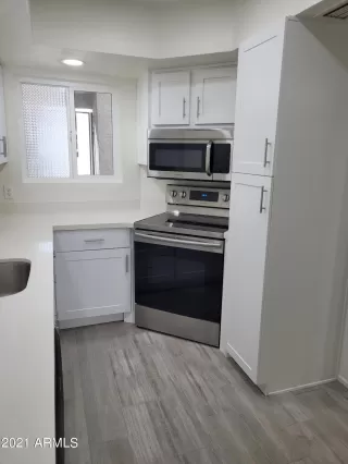 Photo #3: 6291532 Listing