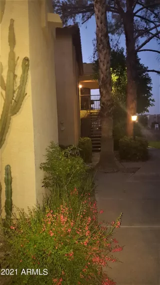 Photo #2: 6291571 Listing