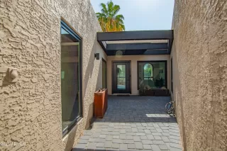 Photo #2: 6291604 Listing