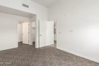 Photo #4: 6291658 Listing