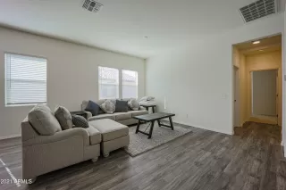 Photo #3: 6291802 Listing