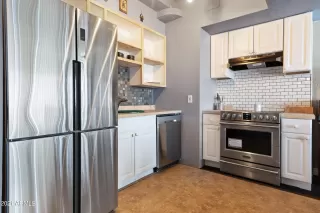 Photo #2: 6291864 Listing