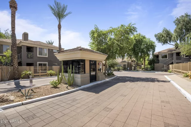 MLS: 6292003 Condo For Sale