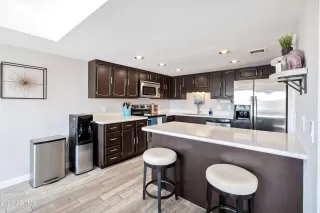 Photo #5: 6292054 Listing