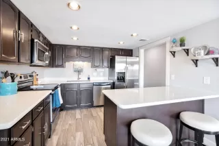 Photo #6: 6292054 Listing