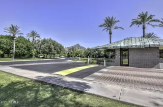 Photo #1: 6292070 Listing