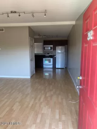 Photo #2: 6292104 Listing