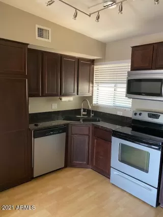 Photo #5: 6292104 Listing