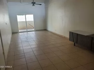 Photo #4: 6292105 Listing