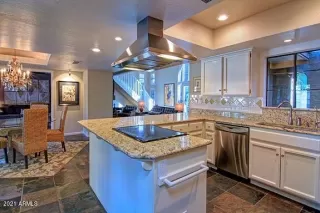 Photo #3: 6292119 Listing