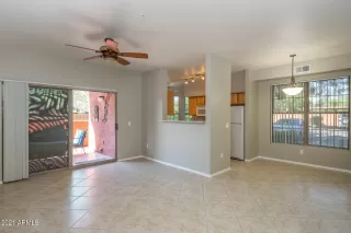 Photo #6: 6292138 Listing