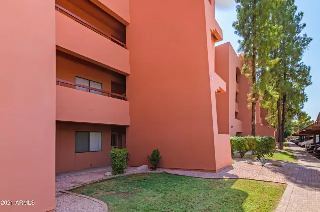 MLS: 6292147 Condo For Sale