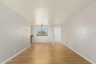 Photo #3: 6292147 Listing