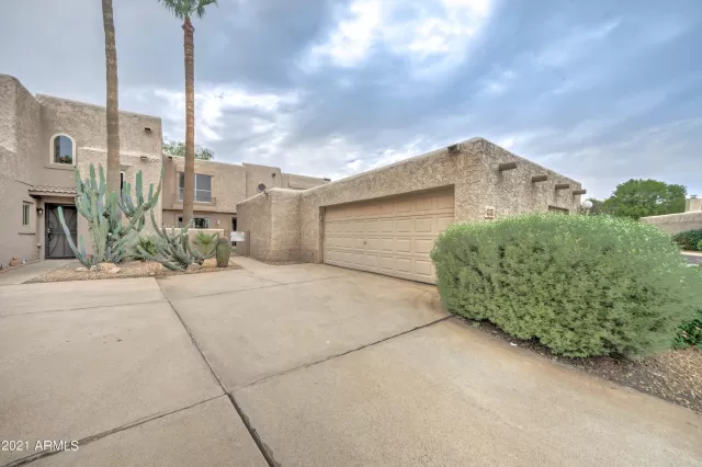 MLS: 6292407 Condo For Sale