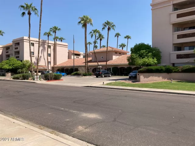 MLS: 6292612 Condo For Sale