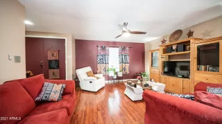 Photo #4: 6292684 Listing