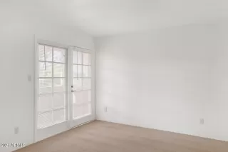 Photo #6: 6292690 Listing