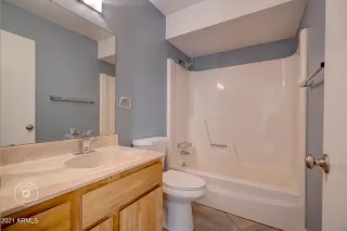 Photo #5: 6292757 Listing