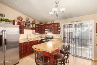 Photo #5: 6292764 Listing