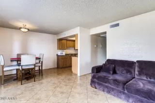 Photo #4: 6293005 Listing