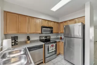 Photo #2: 6293038 Listing 