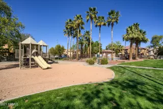 Photo #4: 6293061 Listing