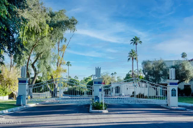 MLS: 6293099 Condo For Sale