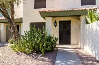 Photo #5: 6293099 Listing