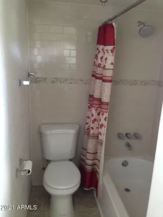 Photo #6: 6293147 Listing