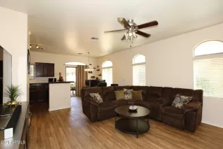 Photo #5: 6293149 Listing 