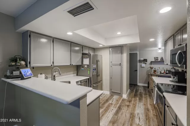 MLS: 6293256 Condo For Sale