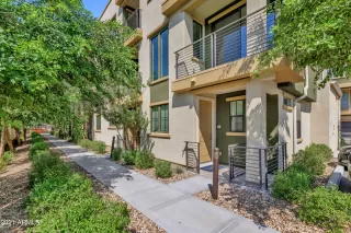 Photo #1: 6293358 Listing