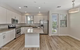 Photo #3: 6293358 Listing