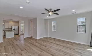 Photo #5: 6293358 Listing