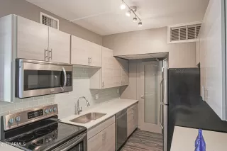 Photo #3: 6293478 Listing