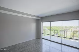 Photo #5: 6293478 Listing