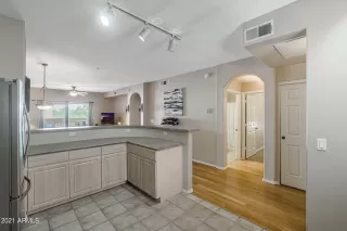 Photo #2: 6293505 Listing