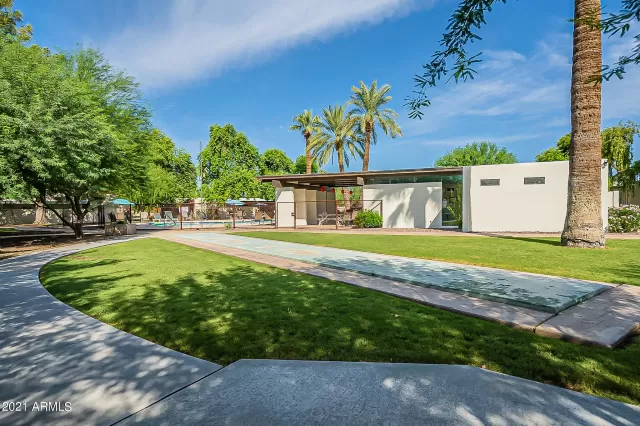 MLS: 6293562 Condo For Sale