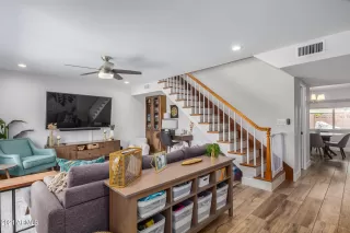 Photo #3: 6293619 Listing