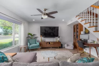 Photo #5: 6293619 Listing