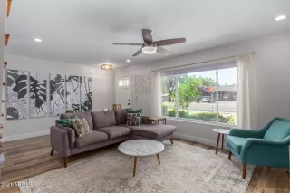 Photo #6: 6293619 Listing