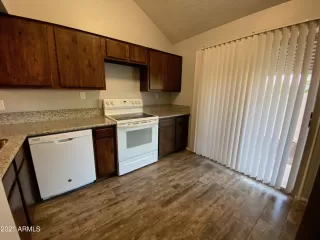 Photo #4: 6293631 Listing
